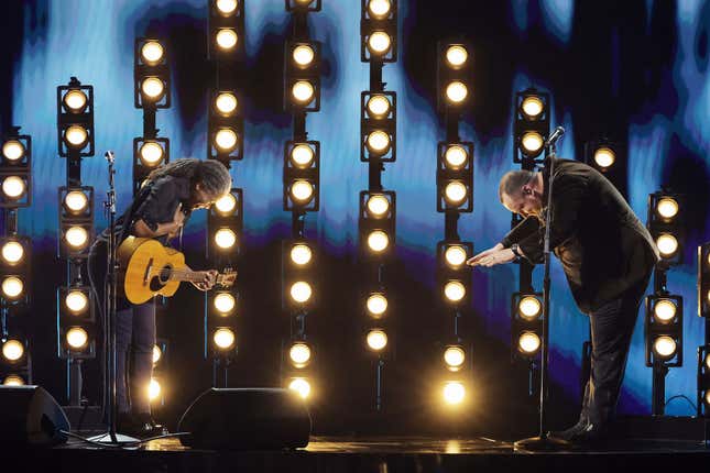 Tracy Chapman and Luke Combs